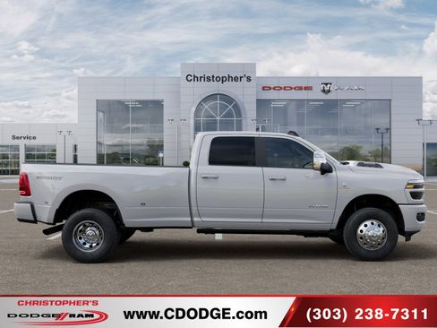 New 2026 RAM 3500 Laramie AWD/4WD image 21