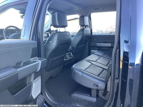 Used 2023 Ford F250 Lariat w/ Tow Technology Package image 13