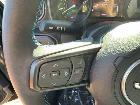 Used 2025 Jeep Wrangler Unlimited Rubicon 4xe w/ Convenience Group image 27