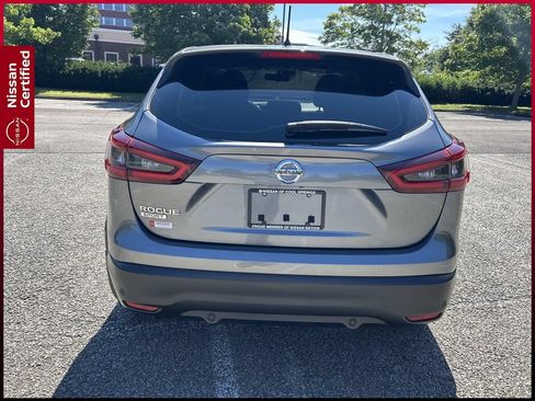 Certified 2022 Nissan Rogue Sport S FWD image 6