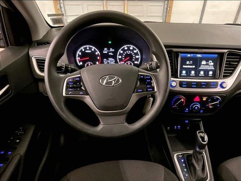 Used 2022 Hyundai Accent SEL FWD image 5