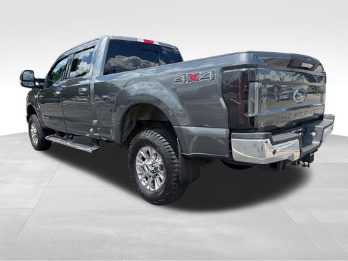 Used 2017 Ford F350 Lariat w/ Chrome Package AWD/4WD image 3