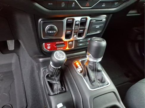 New 2026 Jeep Gladiator Willys image 21