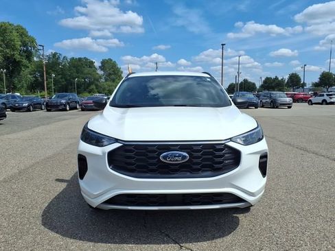 Certified 2024 Ford Escape ST-Line w/ Tech Pack #1 AWD/4WD image 2