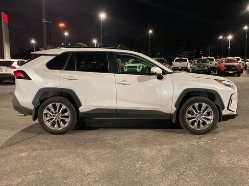 Certified 2023 Toyota RAV4 XLE Premium image 4