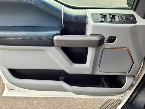 Certified 2022 Ford F350 Limited image 15