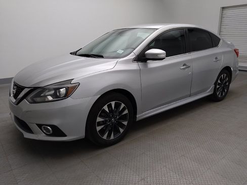 Used 2017 Nissan Sentra SR FWD image 2