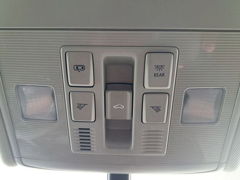 Used 2019 Volkswagen Jetta SE image 27