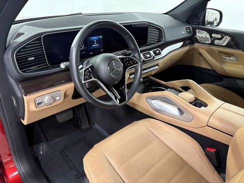 Certified 2024 Mercedes-Benz GLE 450 4MATIC image 9