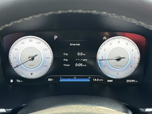 Used 2023 Hyundai Santa Fe Limited AWD/4WD image 24