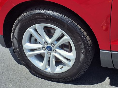 Used 2020 Ford Edge SEL w/ Convenience Package AWD/4WD image 31
