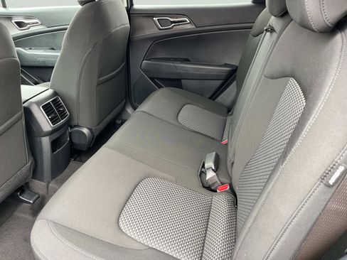 New 2025 Kia Sportage LX image 22