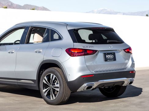 New 2026 Mercedes-Benz GLA 250 image 8