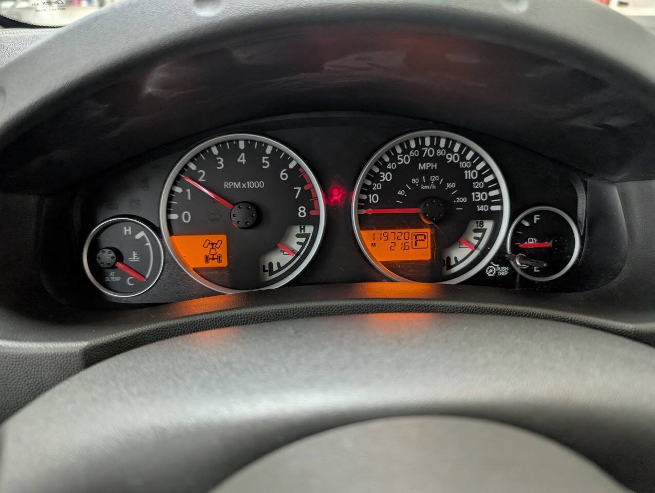 Used 2015 Nissan Frontier PRO-4X AWD/4WD image 9