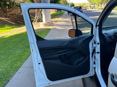 Used 2018 Ford Transit Connect XL FWD image 33
