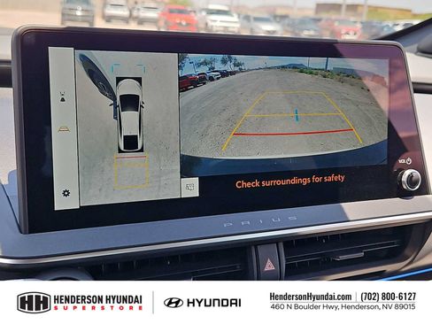 Used 2024 Toyota Prius Limited w/ Limited Premium Package FWD image 28