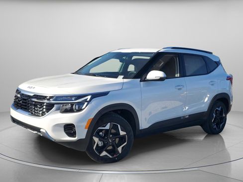 New 2026 Kia Seltos S FWD image 2