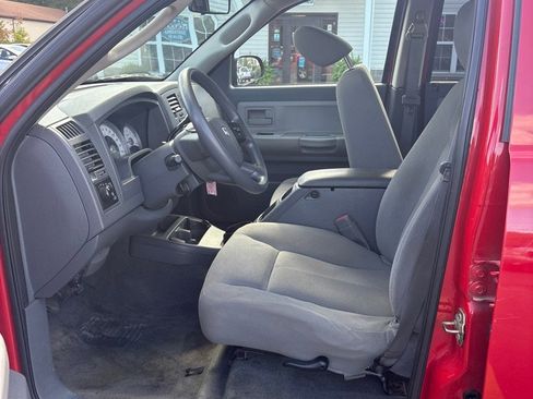 Used 2006 Dodge Dakota SLT w/ Sport Appearance Group image 9