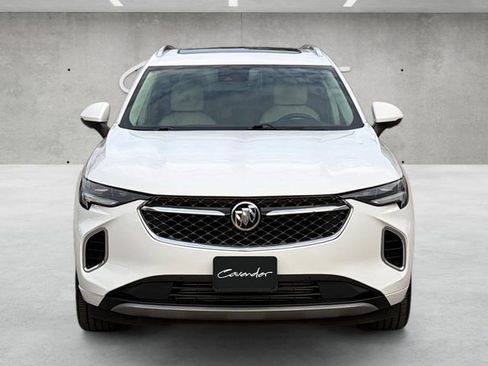 Used 2022 Buick Envision Avenir w/ Technology Package II image 18