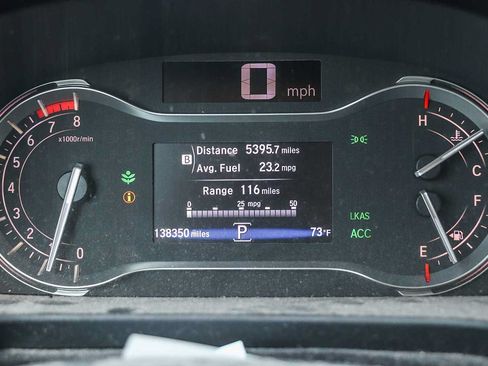 Used 2017 Honda Pilot Touring image 22