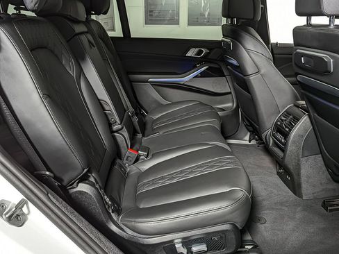 Certified 2025 BMW X7 M60i w/ Executive Package image 47