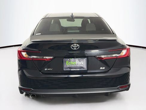 Used 2026 Toyota Camry SE w/ Convenience Package FWD image 7
