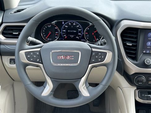Used 2023 GMC Acadia Denali w/ Denali Ultimate Package image 44