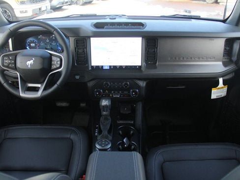 New 2026 Ford Bronco Badlands AWD/4WD image 12