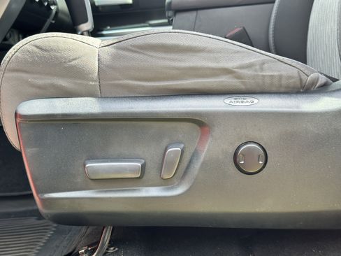 Used 2017 Toyota Tundra SR5 w/ TRD Off Road Package image 21