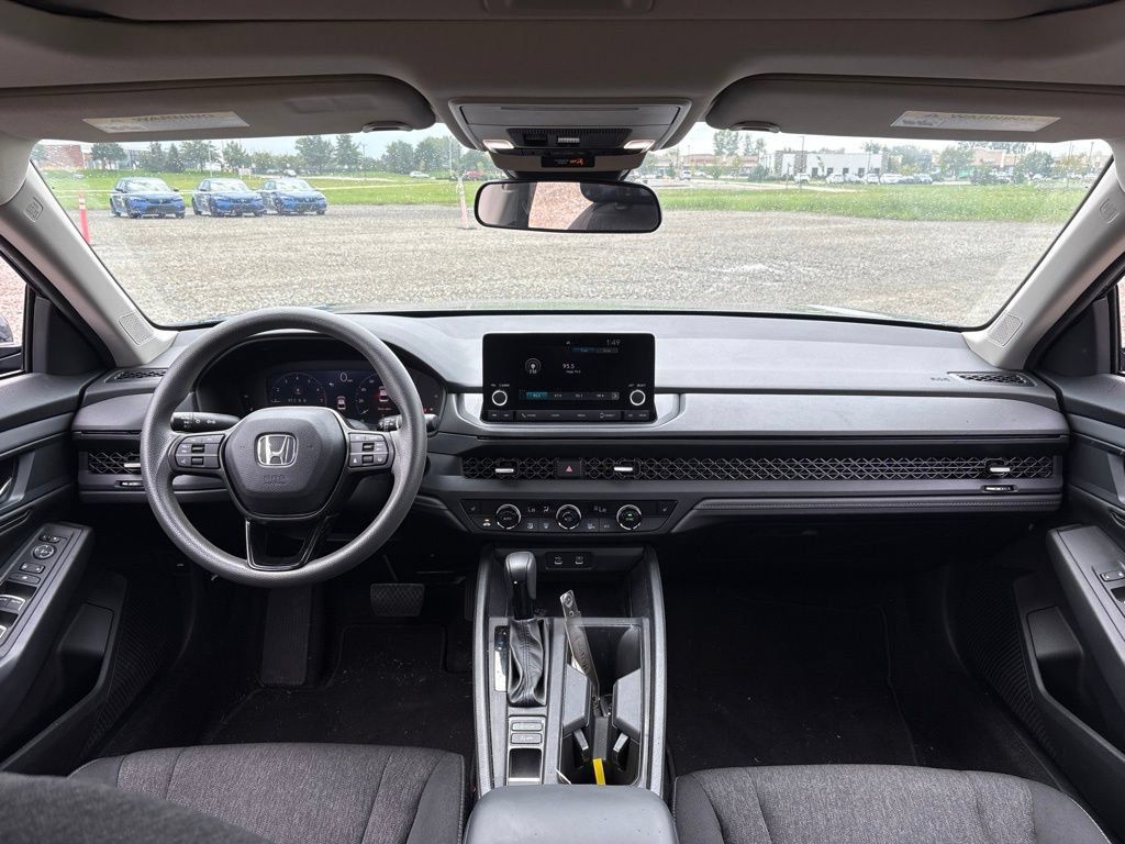 Used 2023 Honda Accord EX image 18