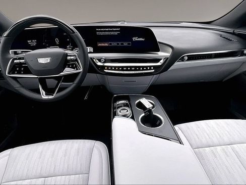 New 2026 Cadillac Lyriq Sport w/ LPO, Floor Liner Package AWD/4WD image 5