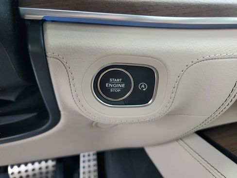 Certified 2026 Mercedes-Benz GLS 580 4MATIC image 40