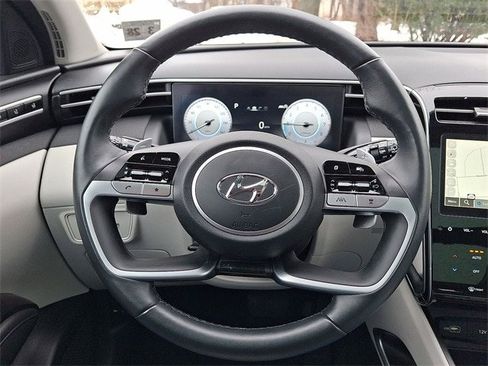 Certified 2023 Hyundai Tucson Limited AWD/4WD image 16