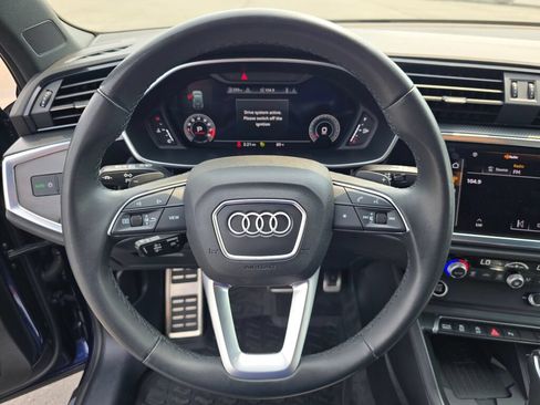 Used 2023 Audi Q3 2.0T Premium Plus w/ Premium Plus Package AWD/4WD image 18