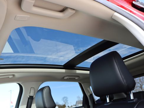 Used 2024 Ford Edge SEL w/ Convenience Package image 23