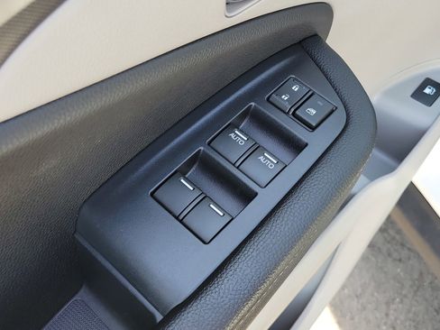 Used 2025 Honda Ridgeline RTL image 14