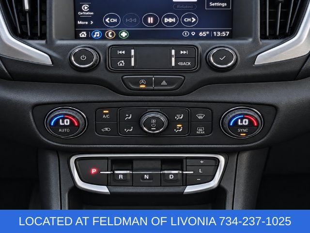 Certified 2024 GMC Terrain SLT w/ LPO, Floor Liner Package AWD/4WD image 11