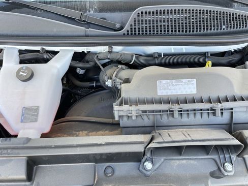 New 2025 GMC Savana 2500 Extended w/ Driver Convenience Package image 25