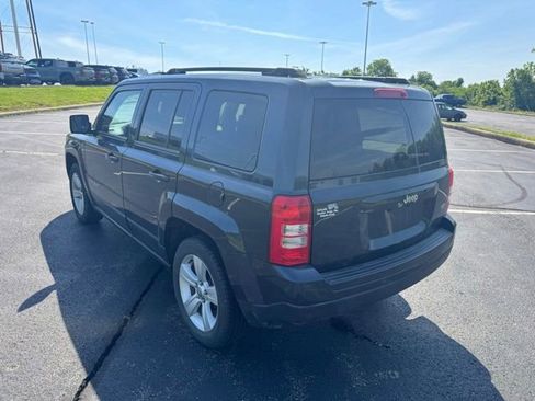Used 2014 Jeep Patriot Latitude FWD image 5