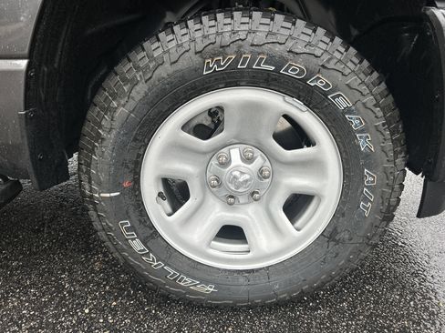 New 2025 RAM 1500 Tradesman w/ Off Road Group image 9