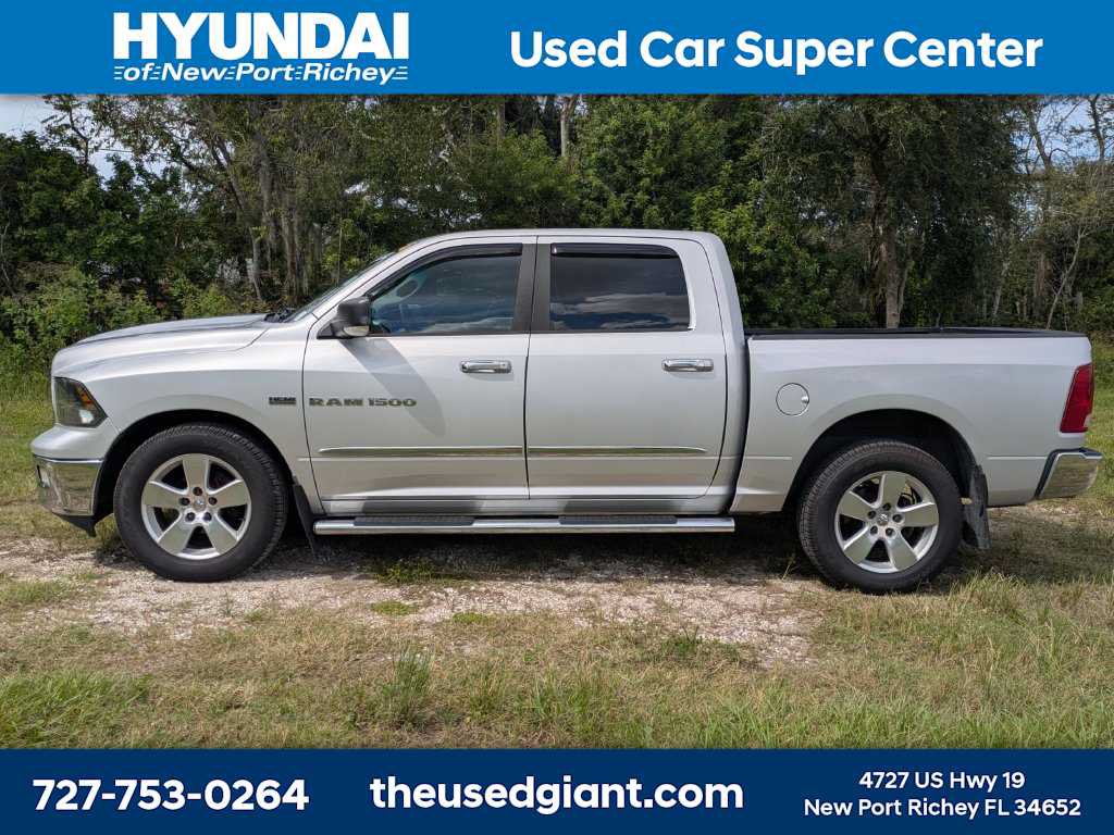 Used 2012 RAM 1500 Big Horn w/ Luxury Group RWD image 2