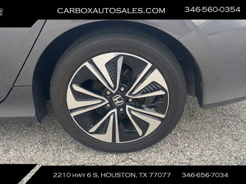 Used 2018 Honda Civic EX-T image 12