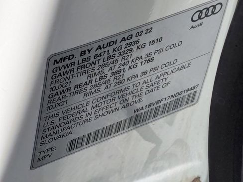 Used 2022 Audi Q8 Premium Plus w/ Premium Plus Package image 23