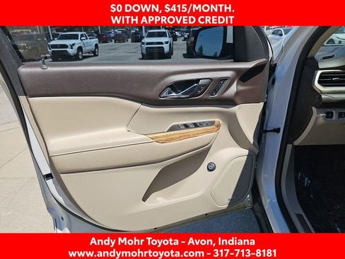 Used 2017 GMC Acadia Denali w/ Technology Package AWD/4WD image 11