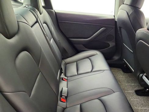 Used 2023 Tesla Model 3 Standard Range RWD image 27