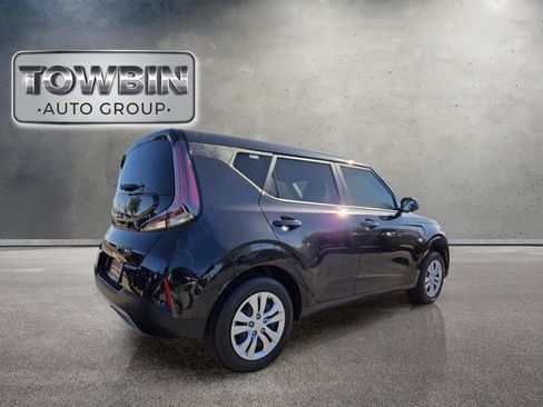 Certified 2024 Kia Soul LX FWD image 5