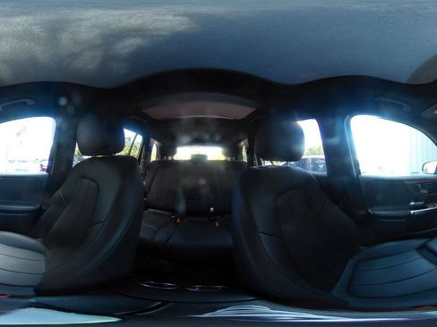 Used 2025 Mercedes-Benz GLB 250 image 45