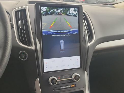 Certified 2024 Ford Edge SEL w/ Convenience Package AWD/4WD image 19