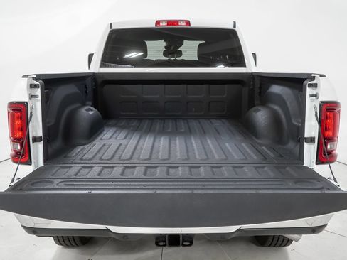 Used 2026 RAM 2500 Big Horn AWD/4WD image 9