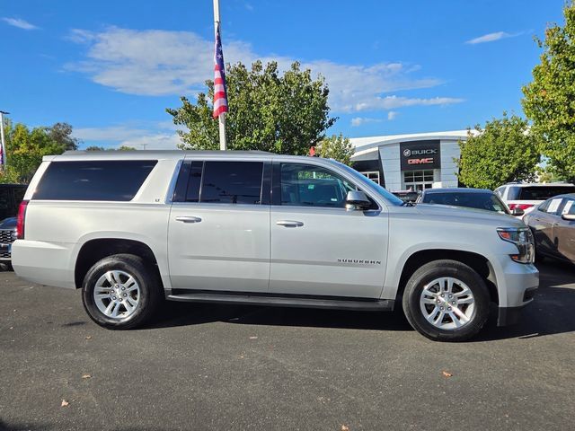 Used 2018 Chevrolet Suburban LT AWD/4WD image 3